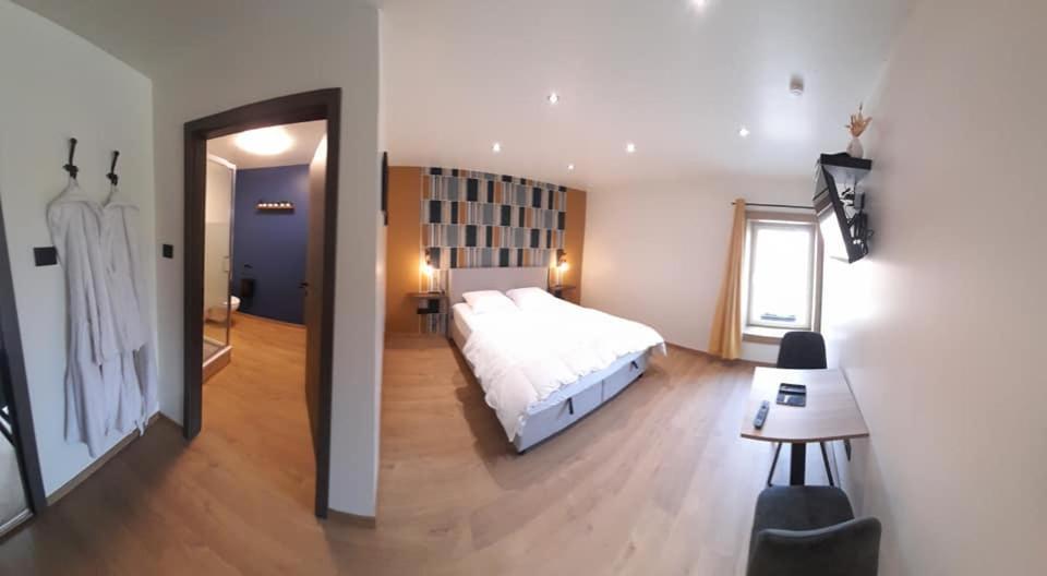 Les Chambres De La Fromagerie D'Ambly Nassogne Esterno foto